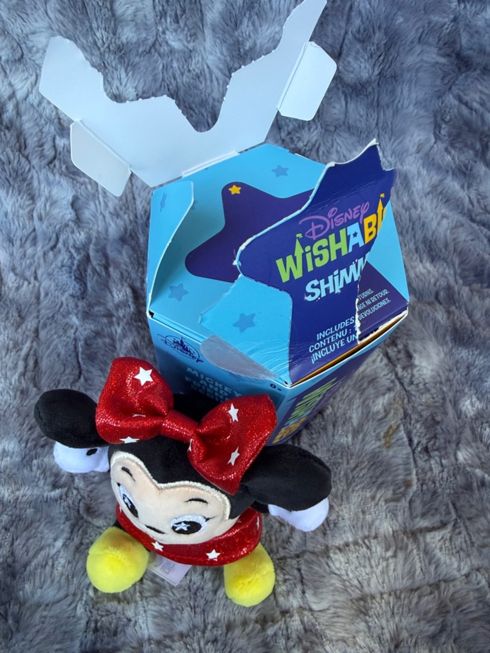Disney Wishables Shimmer Minnie Mouse Plush - Picture 8 of 8